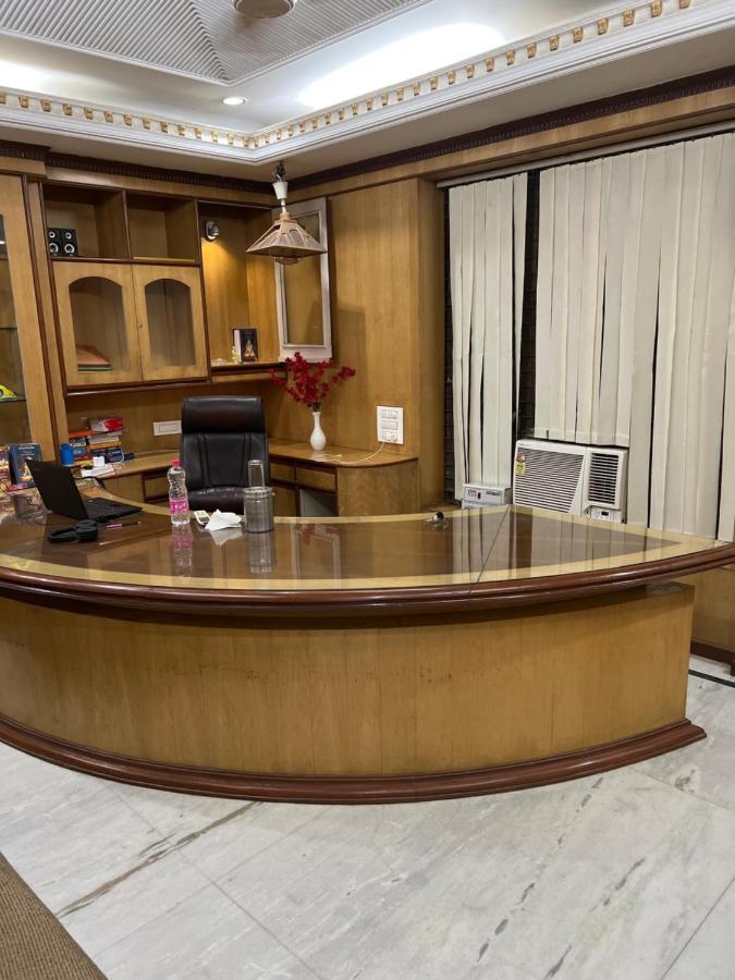Family Hotel Tark Near Igi Airport Delhi ニューデリー エクステリア 写真